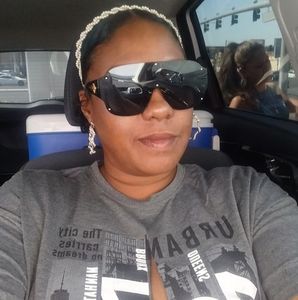 Meet your Posher, Carma